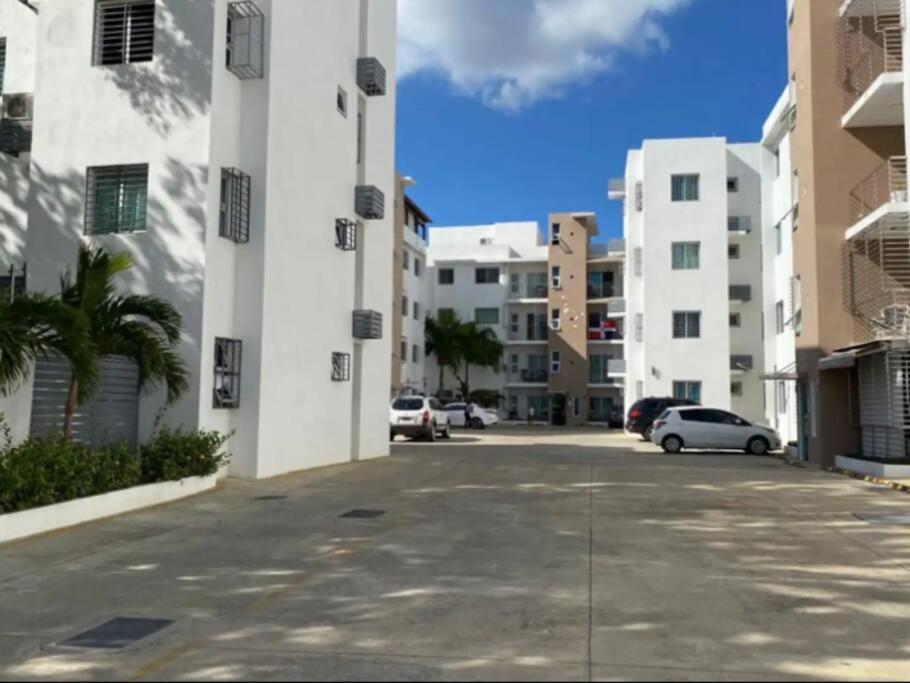 Comodas 3 Hab Con Piscina, Wifi 1Er Nivel Santiago De Los Caballeros Exteriör bild